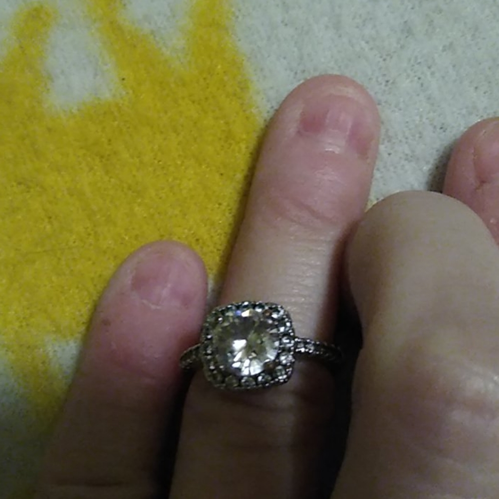 18k white gold plated